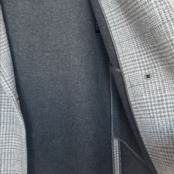 Babaton Gray Checkered Coat - Picture 5 of 8